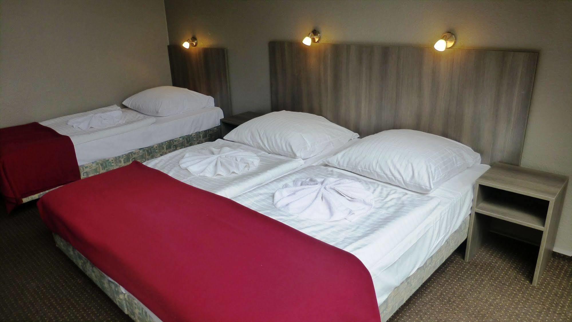 Hotel Rehberge Berlin Mitte מראה חיצוני תמונה